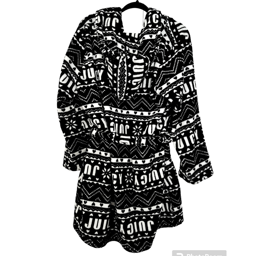 Juicy Couture Plush Robe
